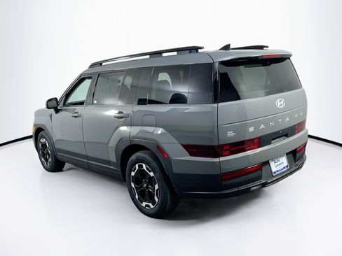 Used 2024 Hyundai Santa Fe SEL image 7
