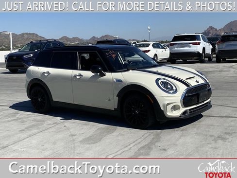 Used 2019 MINI Cooper Clubman S image 1