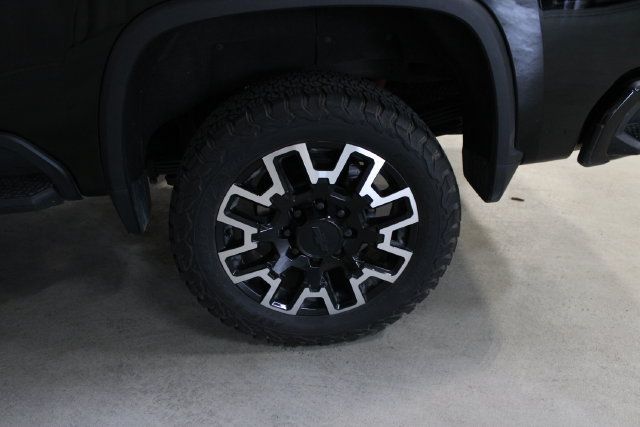 Used 2025 Chevrolet Silverado 2500 High Country AWD/4WD image 34