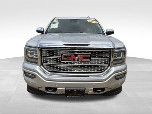 Used 2018 GMC Sierra 1500 Denali w/ Denali Ultimate Package AWD/4WD image 10