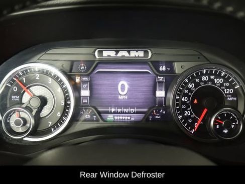 Used 2022 RAM 1500 Big Horn AWD/4WD image 11