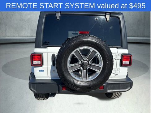 Used 2018 Jeep Wrangler Unlimited Sahara image 9