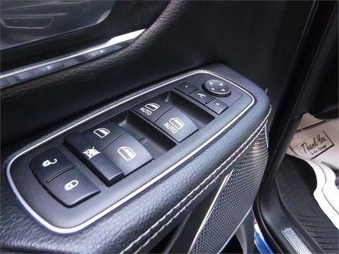 Used 2022 RAM 1500 Laramie image 10