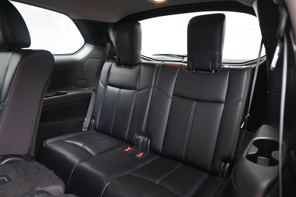 Used 2020 Nissan Pathfinder SL FWD image 16