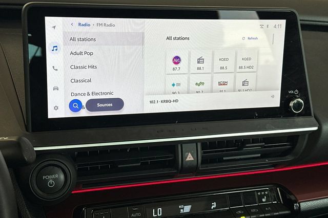 Used 2024 Toyota Prius Prime FWD image 21