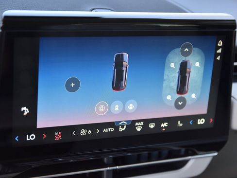 New 2026 Lincoln Nautilus Reserve image 29