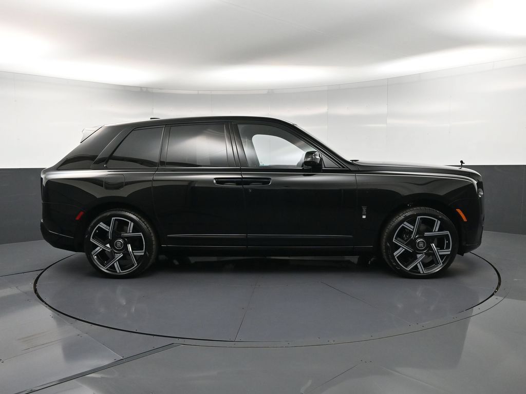 New 2027 Rolls-Royce Cullinan Black Badge AWD/4WD image 9