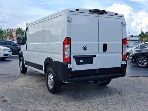 Used 2021 RAM ProMaster 2500 FWD image 7