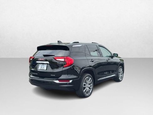 Used 2023 GMC Terrain Denali AWD/4WD image 8