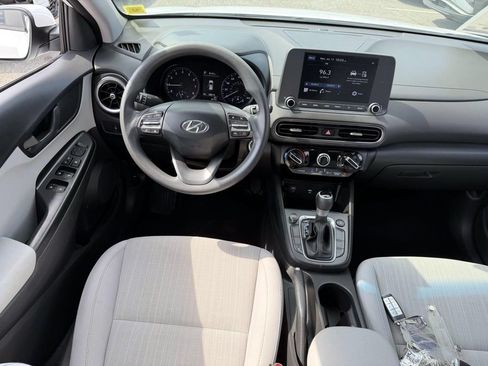 Used 2023 Hyundai Kona SEL AWD/4WD image 16