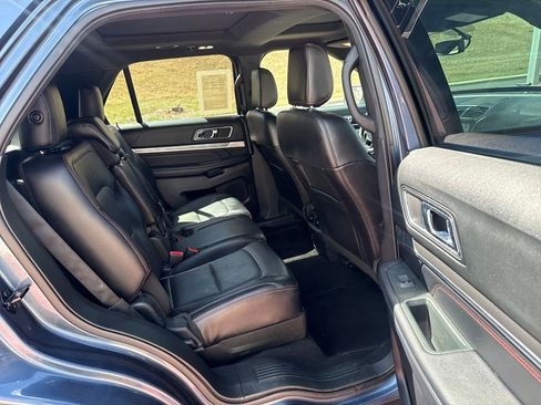 Used 2019 Ford Explorer Sport w/ Equipment Group 401A image 21
