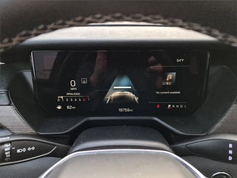 Certified 2025 GMC Acadia Denali image 25