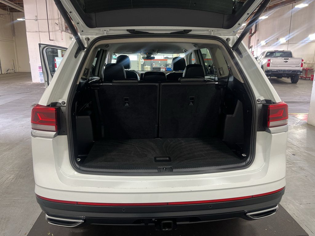 Used 2025 Volkswagen Atlas SE AWD/4WD image 31