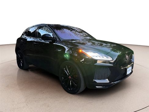 Used 2020 Jaguar E-PACE R-Dynamic S image 4