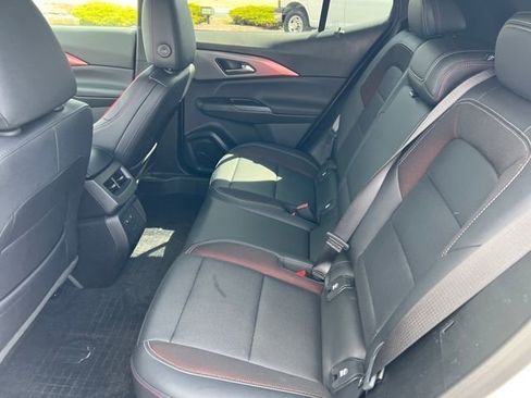 Certified 2025 Chevrolet Equinox EV RS w/ Convenience Package II AWD/4WD image 57