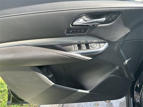 Used 2019 Cadillac XT4 Premium Luxury image 30