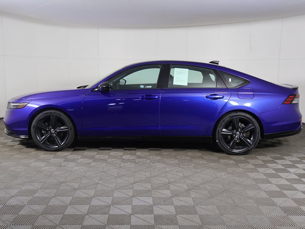 Used 2023 Honda Accord Sport image 16