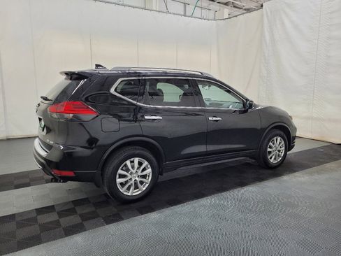 Used 2017 Nissan Rogue SV AWD/4WD image 10