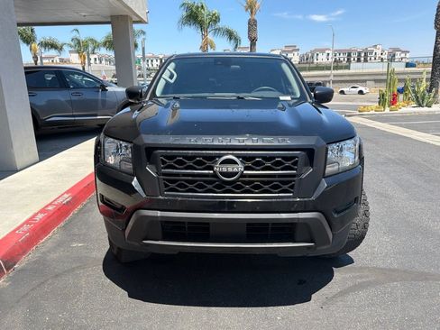 Used 2022 Nissan Frontier S w/ Technology Package RWD image 3
