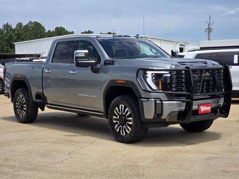 Used 2024 GMC Sierra 2500 Denali Ultimate AWD/4WD image 2