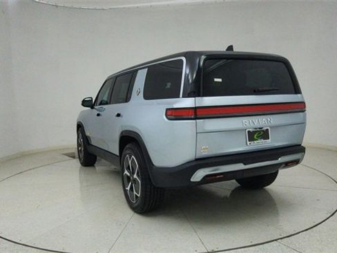 Used 2023 Rivian R1S Adventure image 71