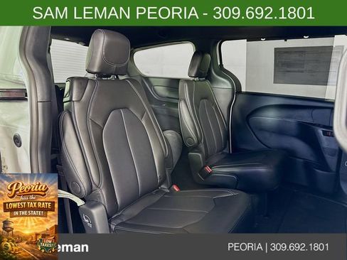 New 2026 Chrysler Pacifica Select image 28
