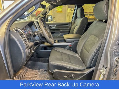 Used 2025 RAM 1500 Big Horn AWD/4WD image 10