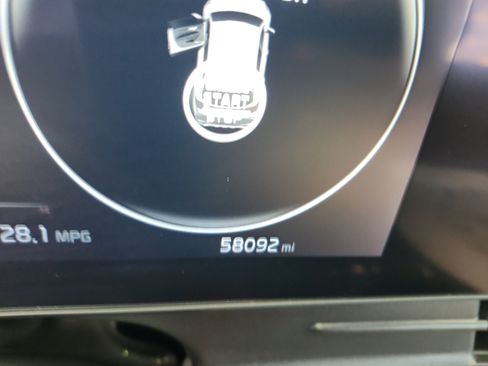 Used 2024 Kia Sportage SX FWD image 12