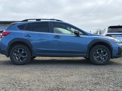 Used 2022 Subaru Crosstrek 2.5i Sport w/ Moonroof Package image 4