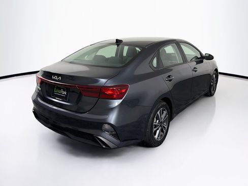 Used 2024 Kia Forte LXS FWD image 9