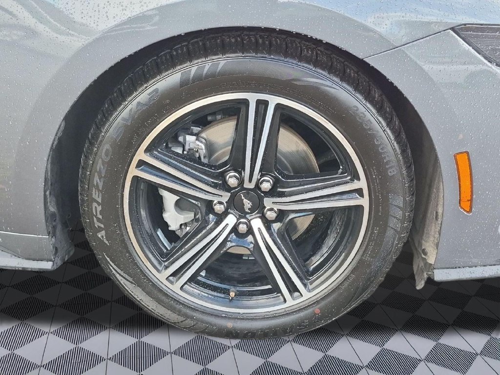 Used 2024 Ford Mustang Premium RWD image 30