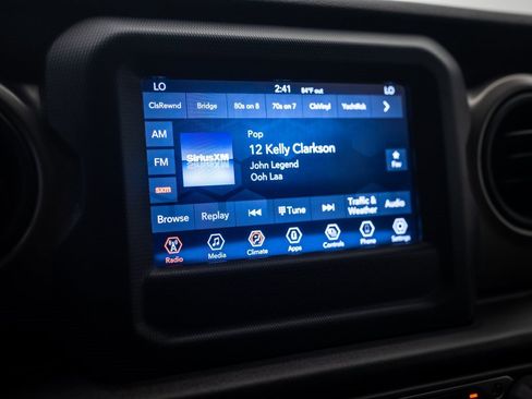 Used 2021 Jeep Wrangler Unlimited Sport image 29