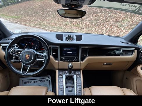Used 2018 Porsche Macan image 14
