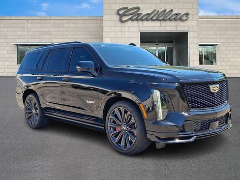 Certified 2025 Cadillac Escalade V AWD/4WD image 2