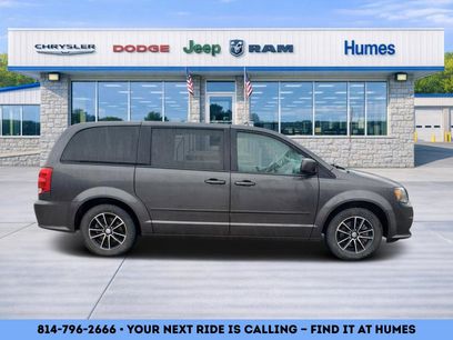 Used 2017 Dodge Grand Caravan SE