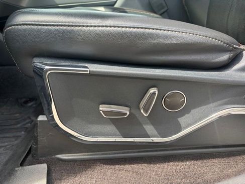 Used 2021 Ford F150 Lariat AWD/4WD image 33