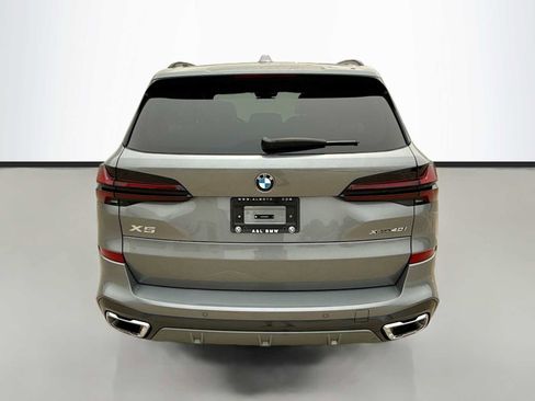 Used 2026 BMW X5 xDrive40i w/ M Sport Package AWD/4WD image 4