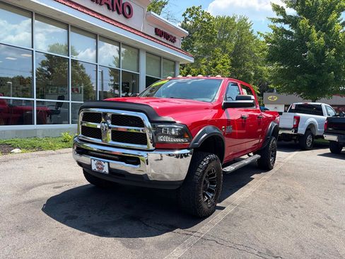 Used 2016 RAM 2500 Tradesman w/ Chrome Appearance Group AWD/4WD image 2