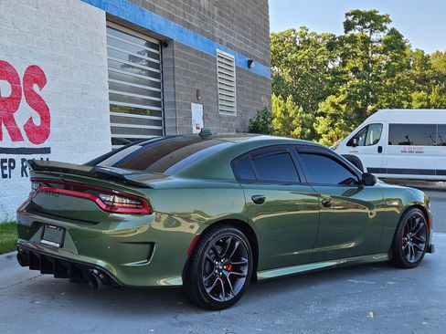 Used 2023 Dodge Charger R/T w/ Plus Group RWD image 7