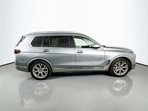 Used 2024 BMW X7 xDrive40i image 7