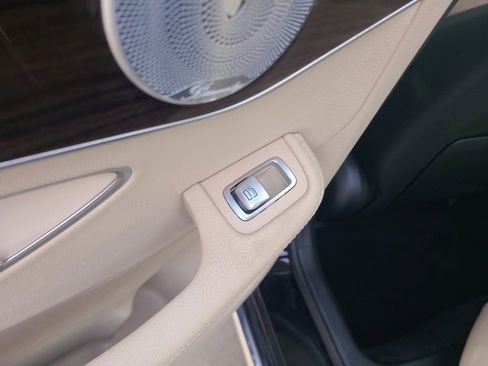 Used 2021 Mercedes-Benz C 300 4MATIC Sedan image 15