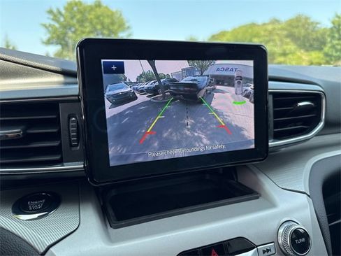 Used 2023 Ford Explorer XLT w/ Equipment Group 202A image 18