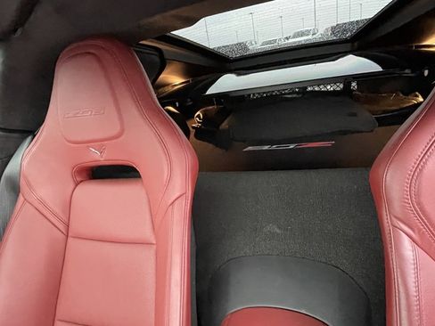 Used 2018 Chevrolet Corvette Z06 image 23