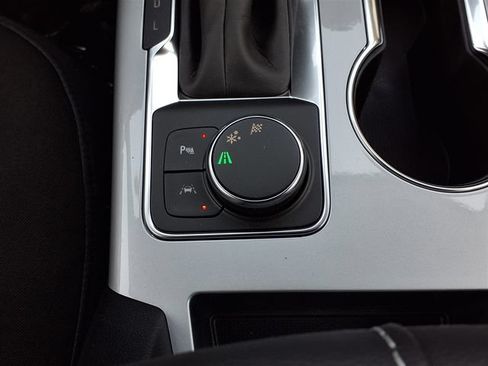 Used 2026 Chevrolet Blazer LT w/ Midnight/Sport Edition FWD image 10