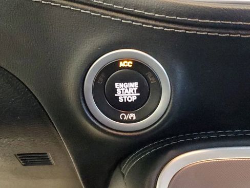 Used 2022 Dodge Challenger R/T w/ Plus Package image 16