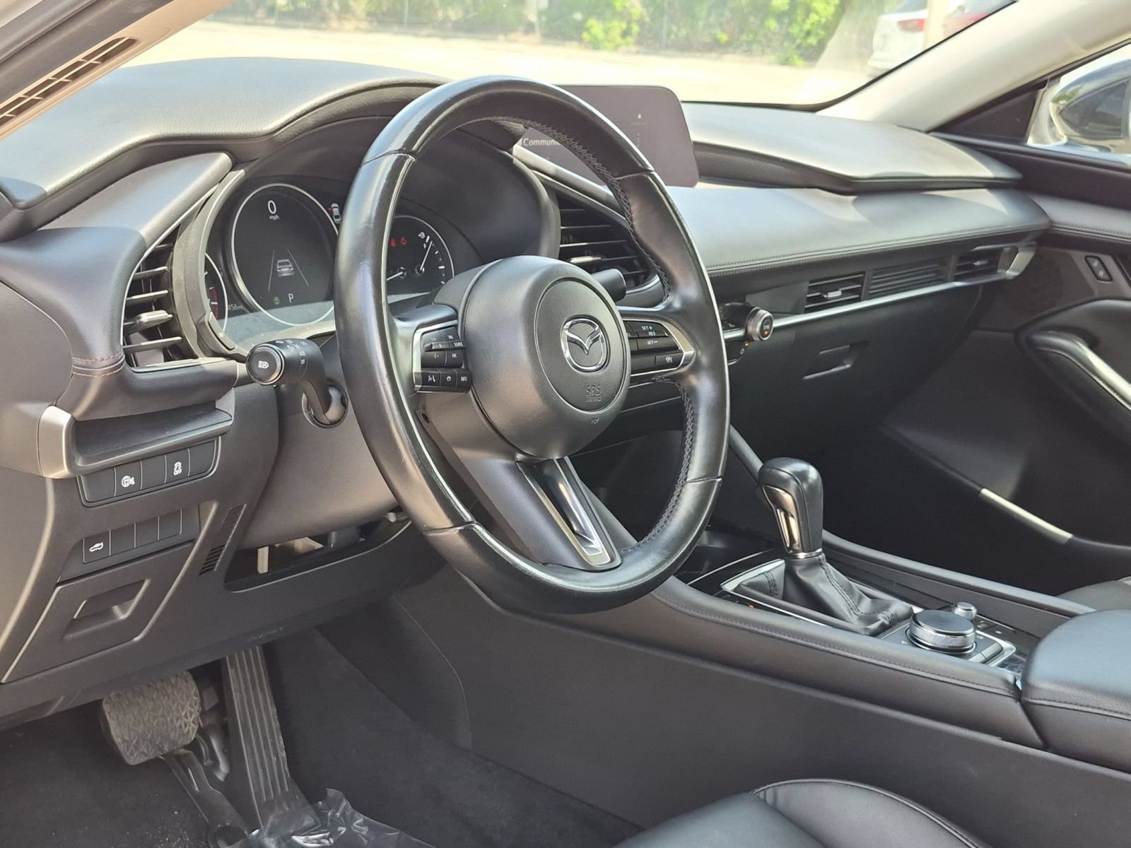 Used 2025 MAZDA MAZDA3 s FWD image 10