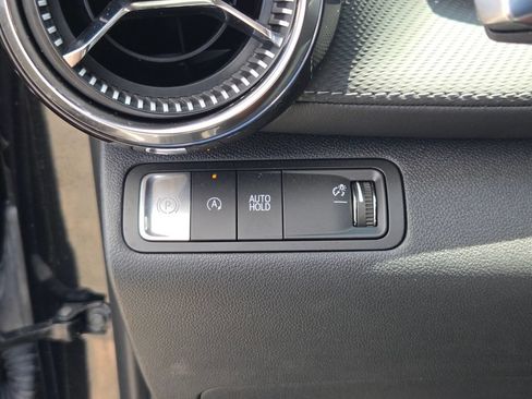 Certified 2026 Chevrolet Equinox LT FWD image 25