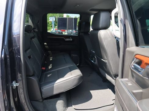 Used 2023 GMC Sierra 1500 Denali w/ Denali Reserve Package AWD/4WD image 36