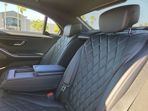 Certified 2023 Mercedes-Benz S 500 4MATIC image 13