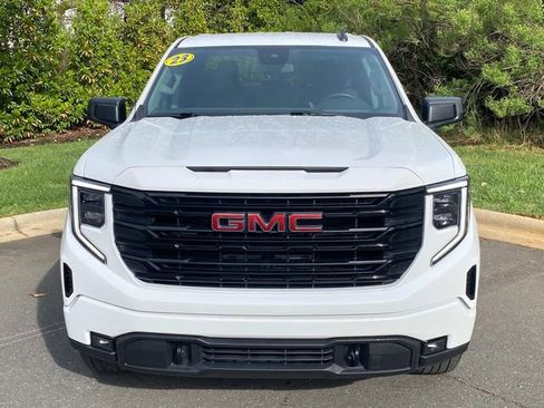 Used 2023 GMC Sierra 1500 Elevation image 2